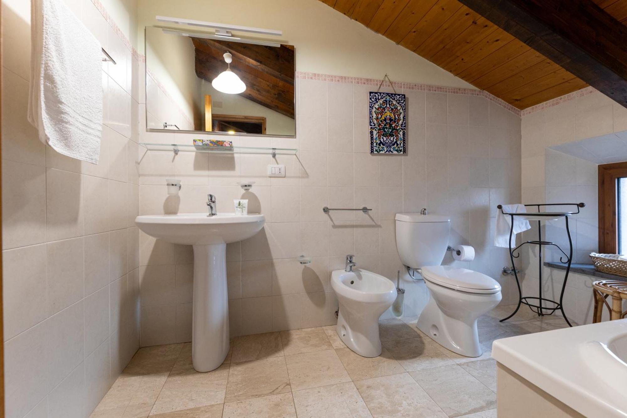 Palazzo Previtera Hotel Linguaglossa Bilik gambar